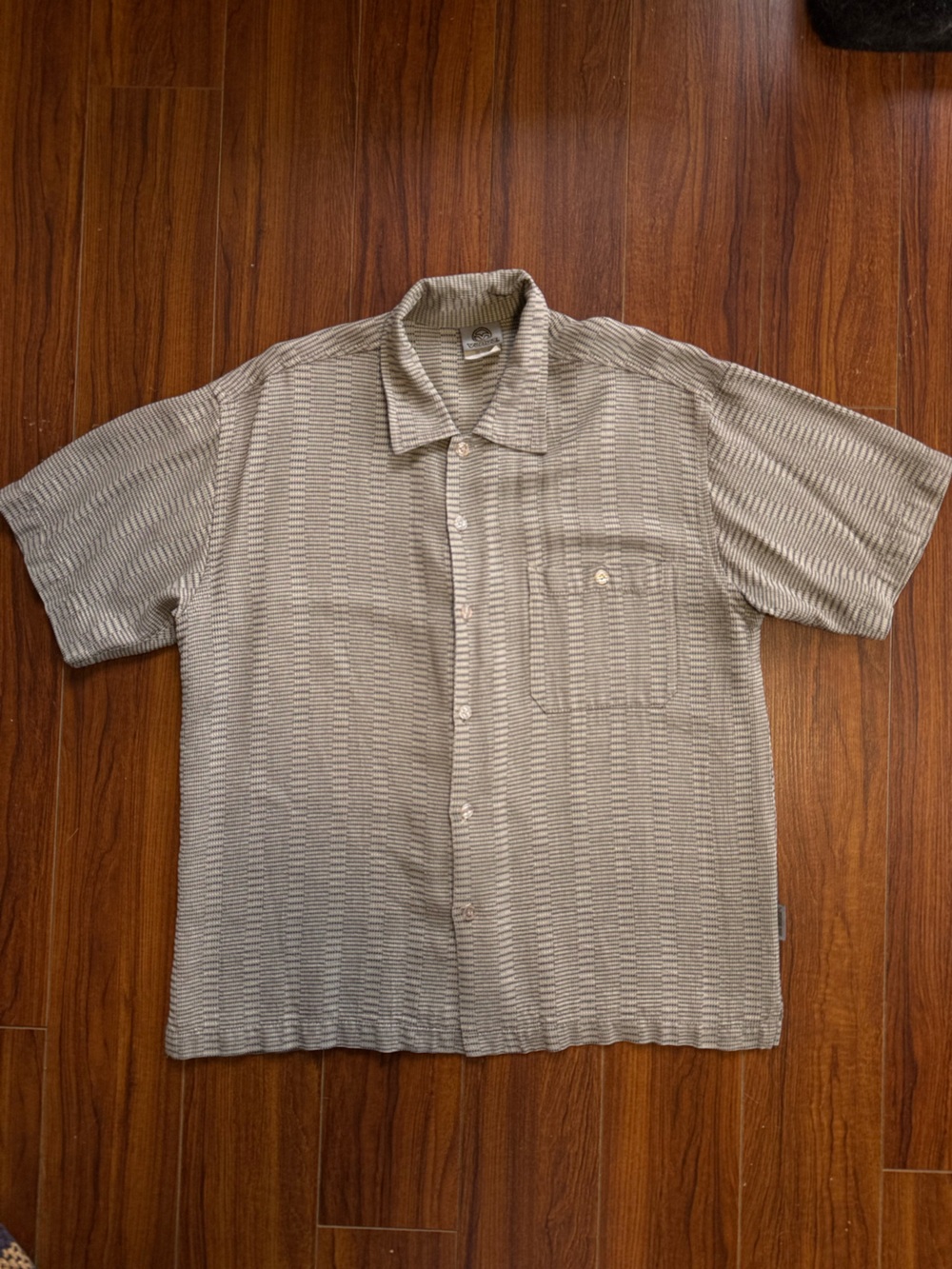 Vintage Venue Button up size M